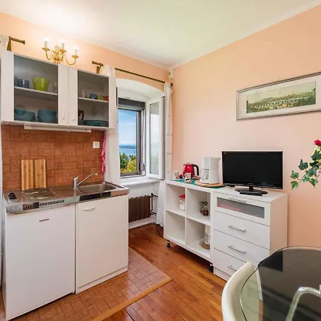 In 39149 Apartman *