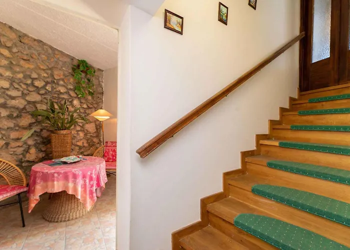 In 39149 아파트 크리크베니카